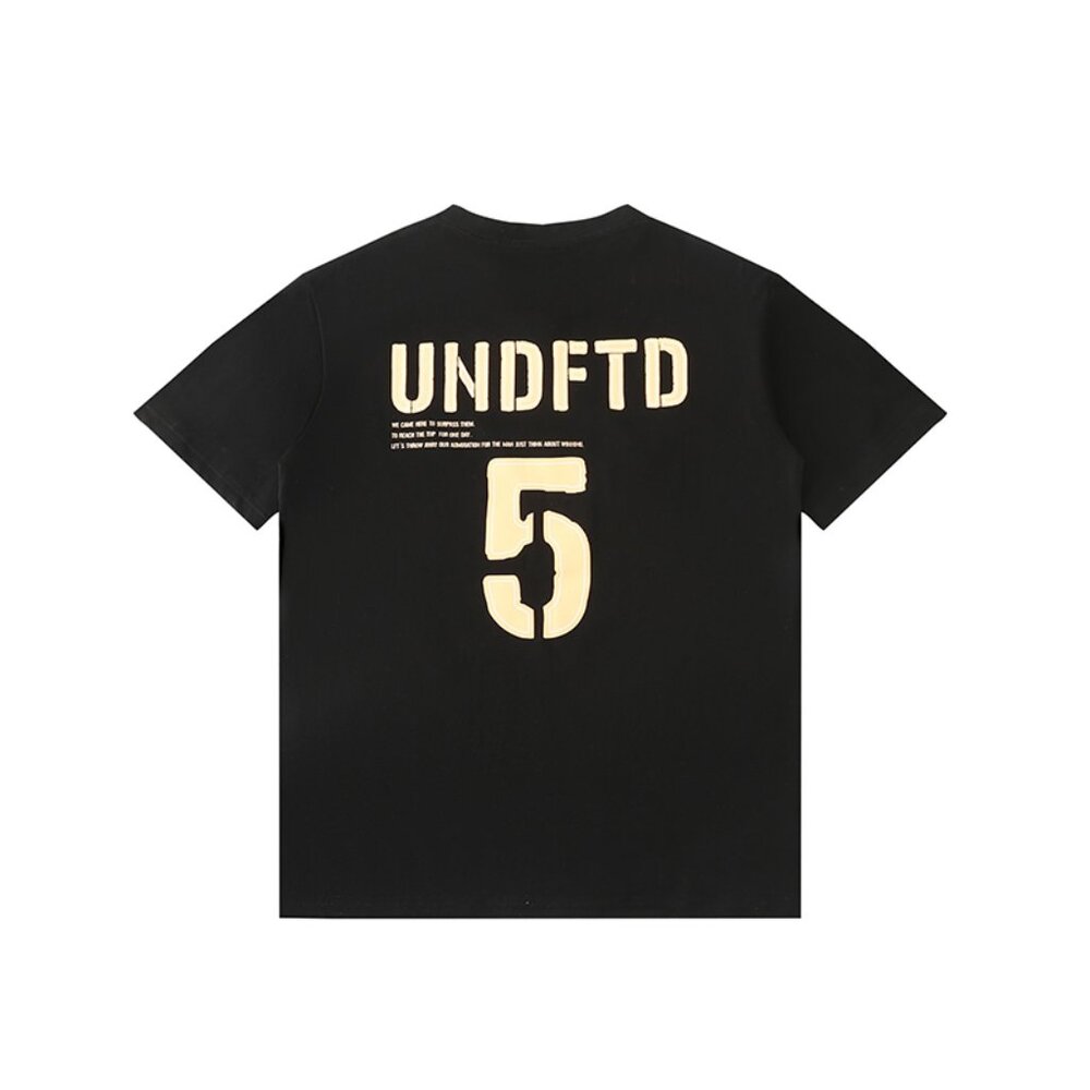 Undefeated Black Short-Sleeved T-Shirt With Letter And Number Print